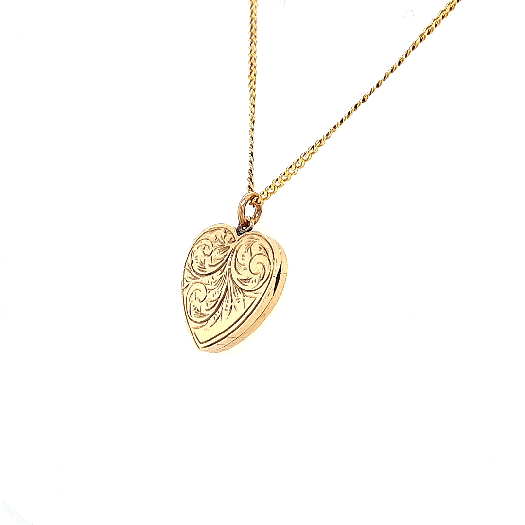 Solid gold store heart locket